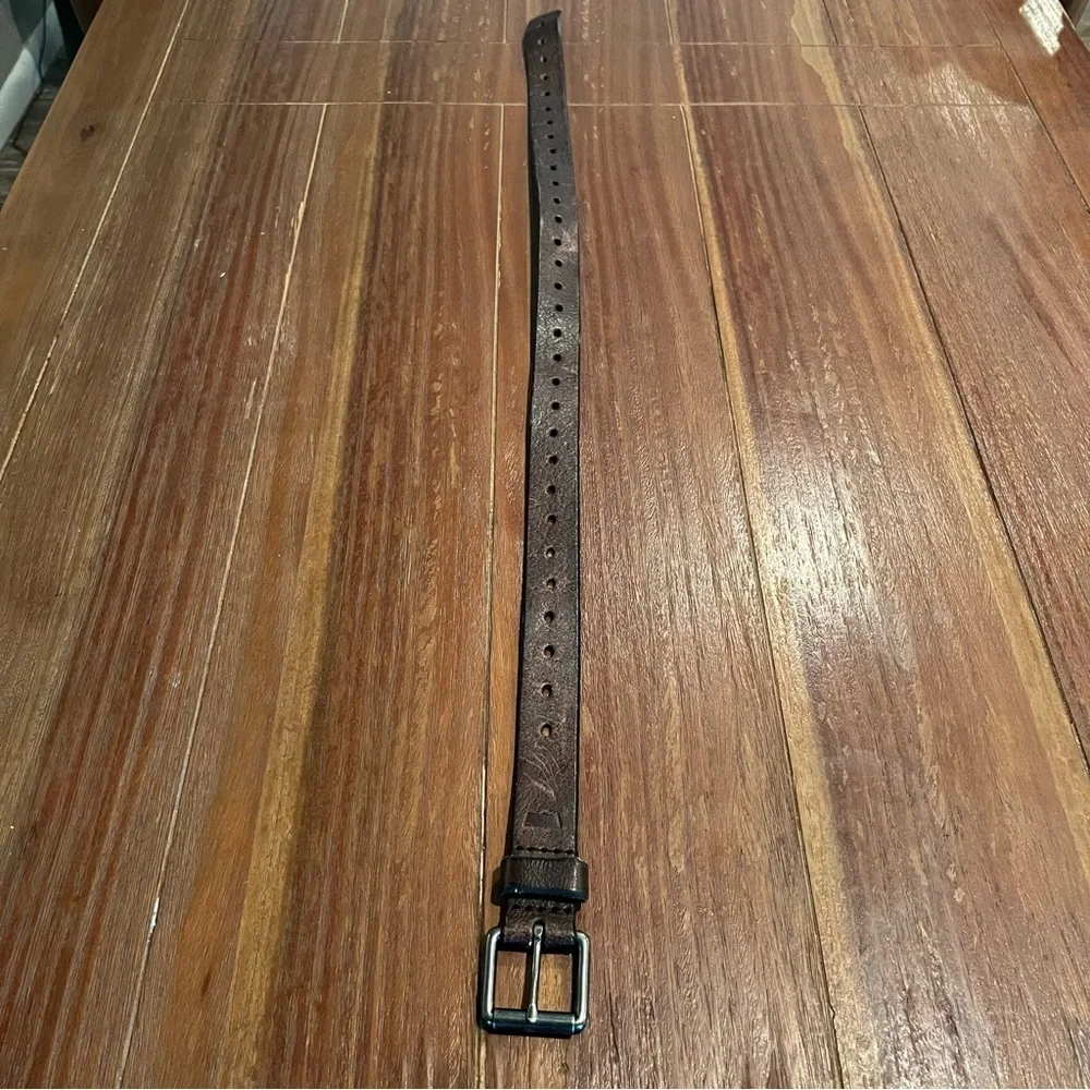 Levi’s Brown Leather Belt Size Small 30-32